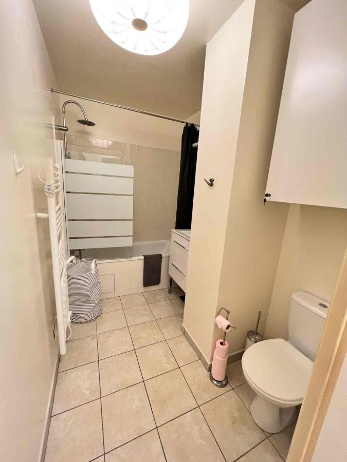 Very Quiet Apartment With Balcony Saint-Denis  Zewnętrze zdjęcie